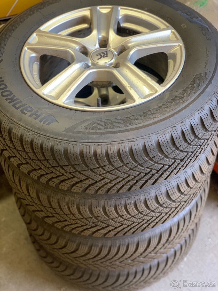 sada zimních kol 215/70 R16 Hankook