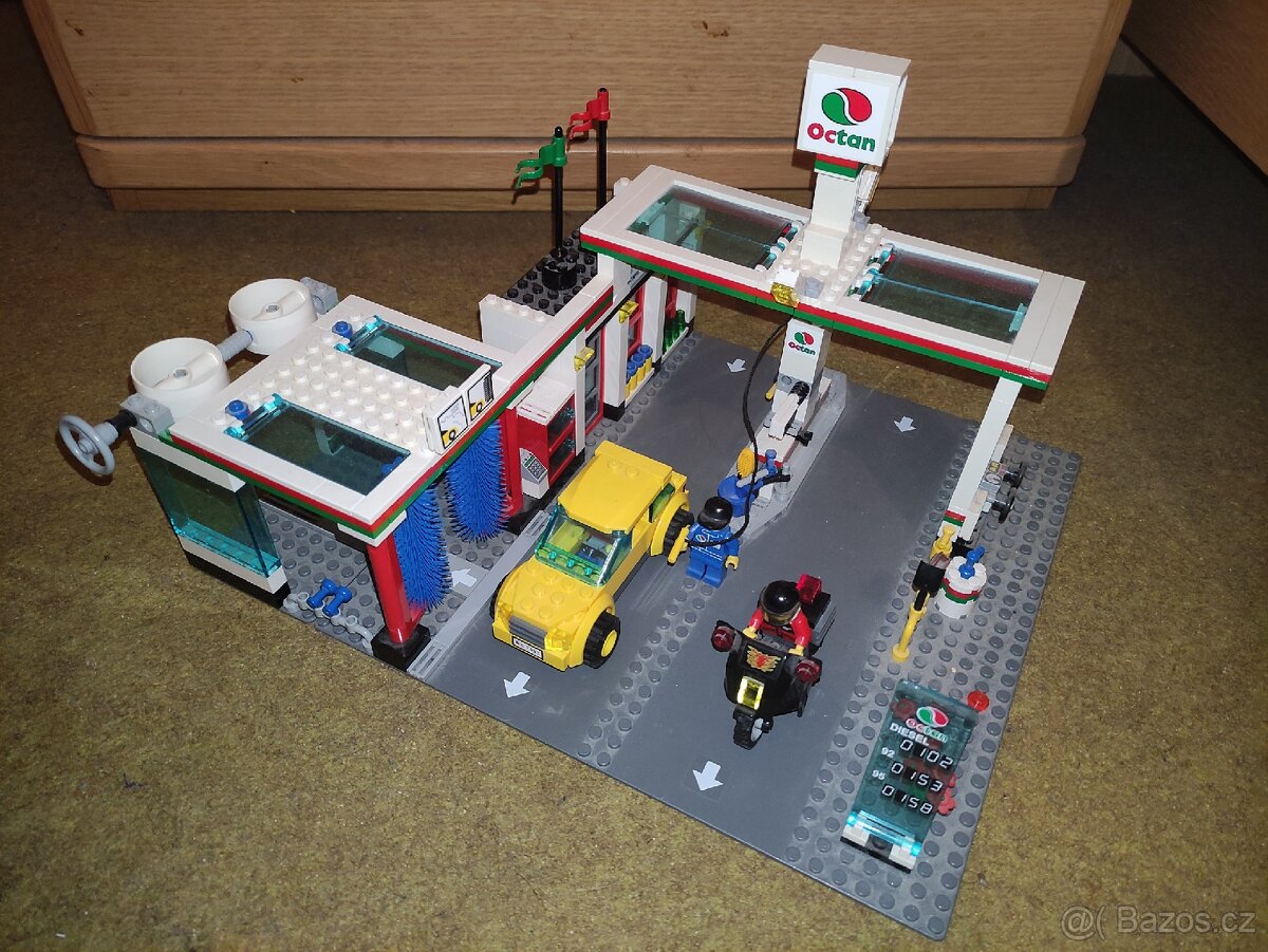 Lego city 7993 - Benzínová stanice