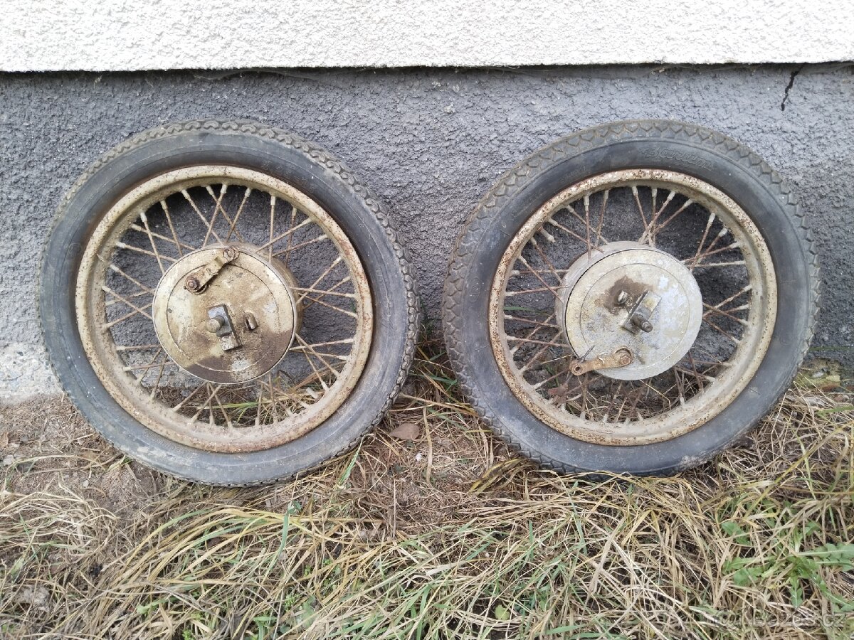 Jawa kývačka malá i velká, ČZ