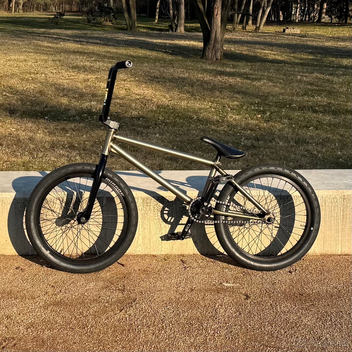 BMX WETHEPEOPLE X ÉCLAT