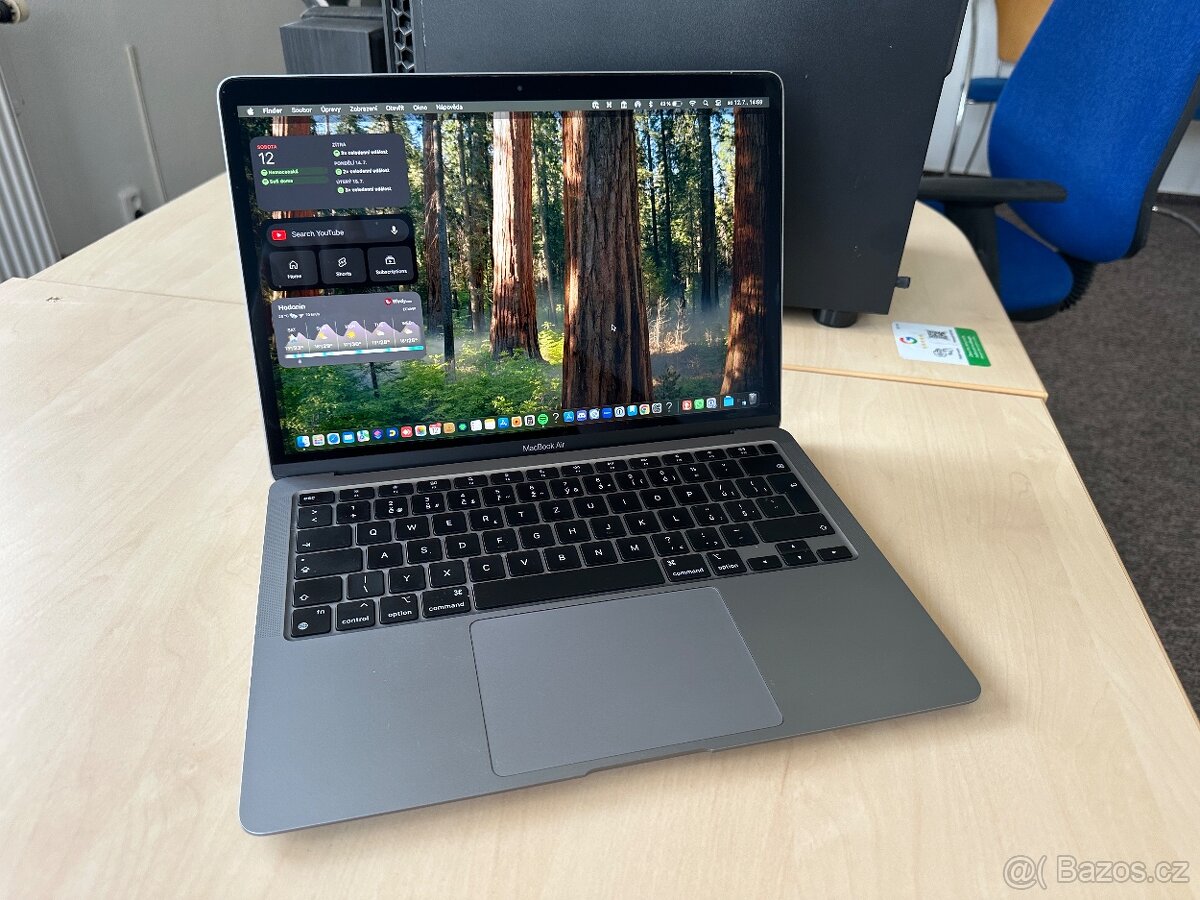 MacBook Air 13” M1 | 8GB RAM | 256GB SSD | SK klávesnice | V