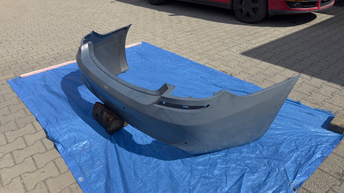 Nový OE zadní nárazník BMW 650i 2012-2018