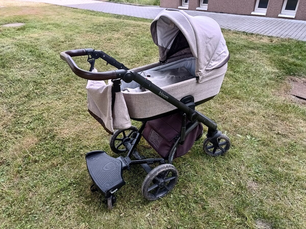 Kočár Roan Bloom + Cybex Aton 5 + základna isofix