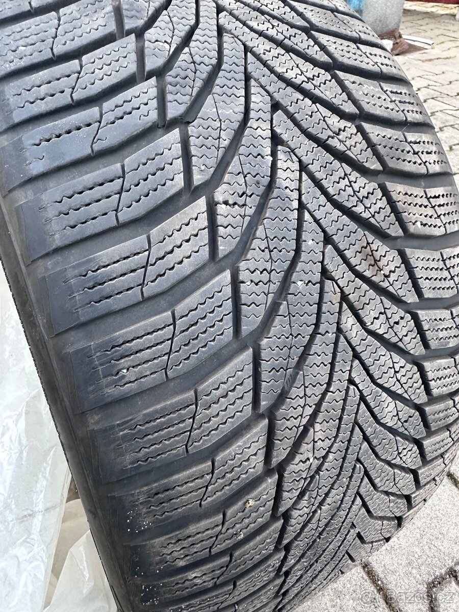 Zimní pneu 2ks 275/35 R19 100W NEXEN WINGUARD SPORT 2 XL TL
