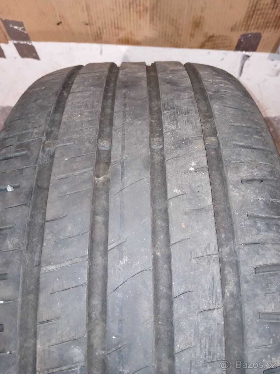 Pneumatiky R17 245/45 letní