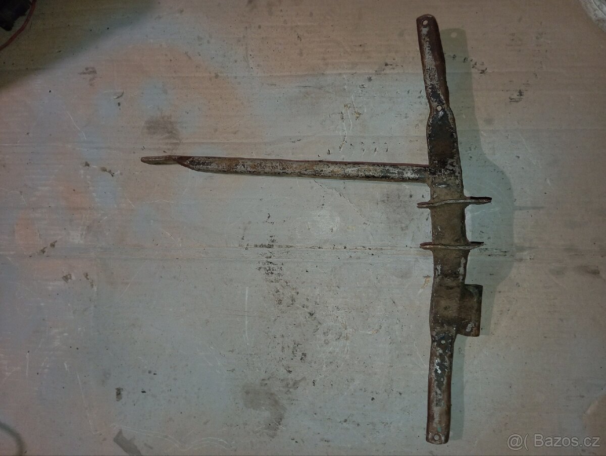 Kříž jawa pionýr