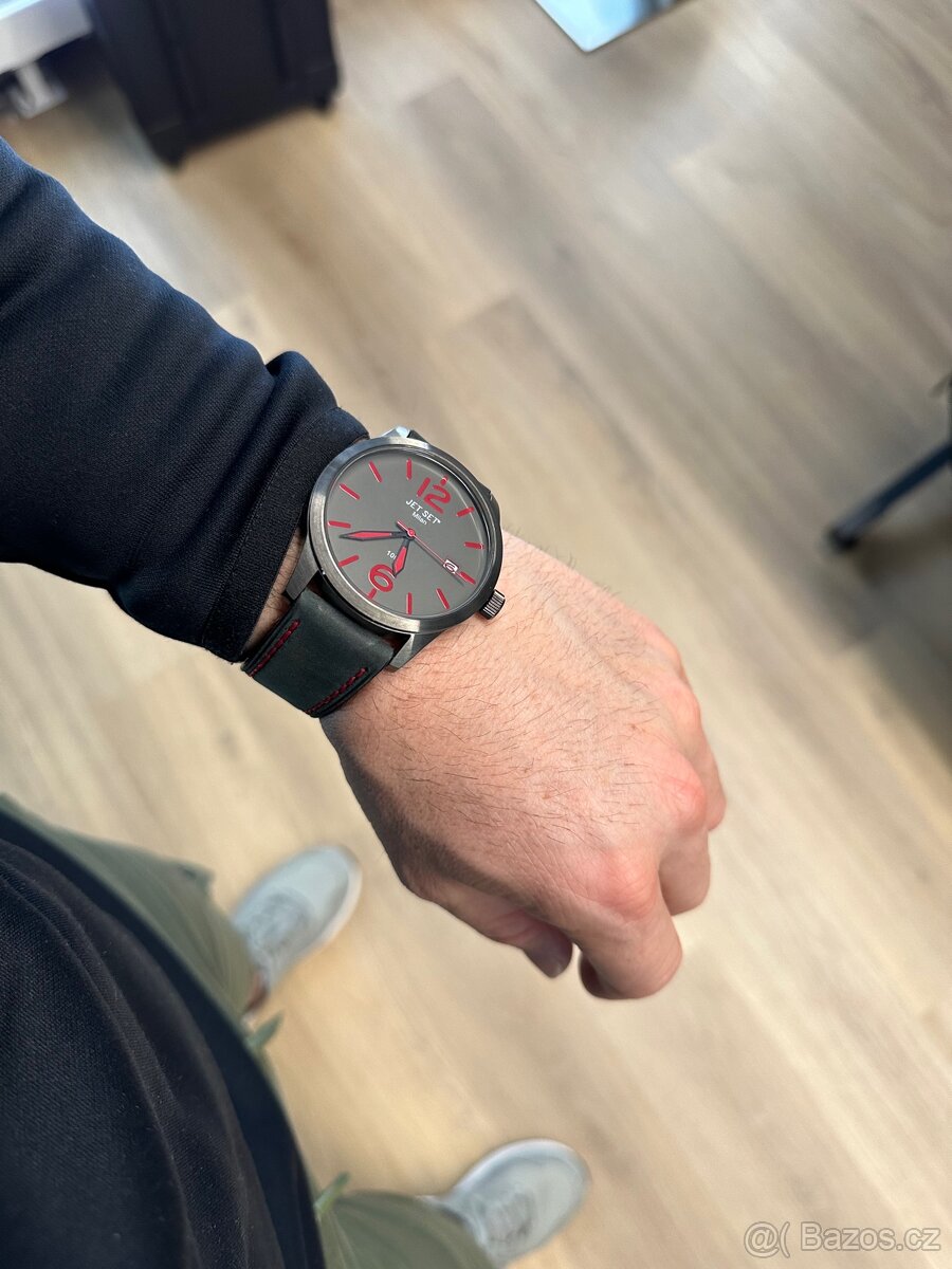 Stylové hodinky JET SET Milan J6380G-237