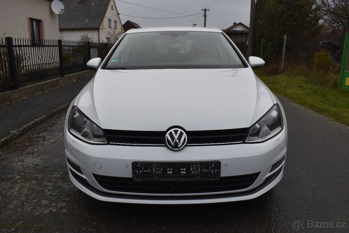 Volkswagen Golf 1.6 TDI 77kw Nová STK