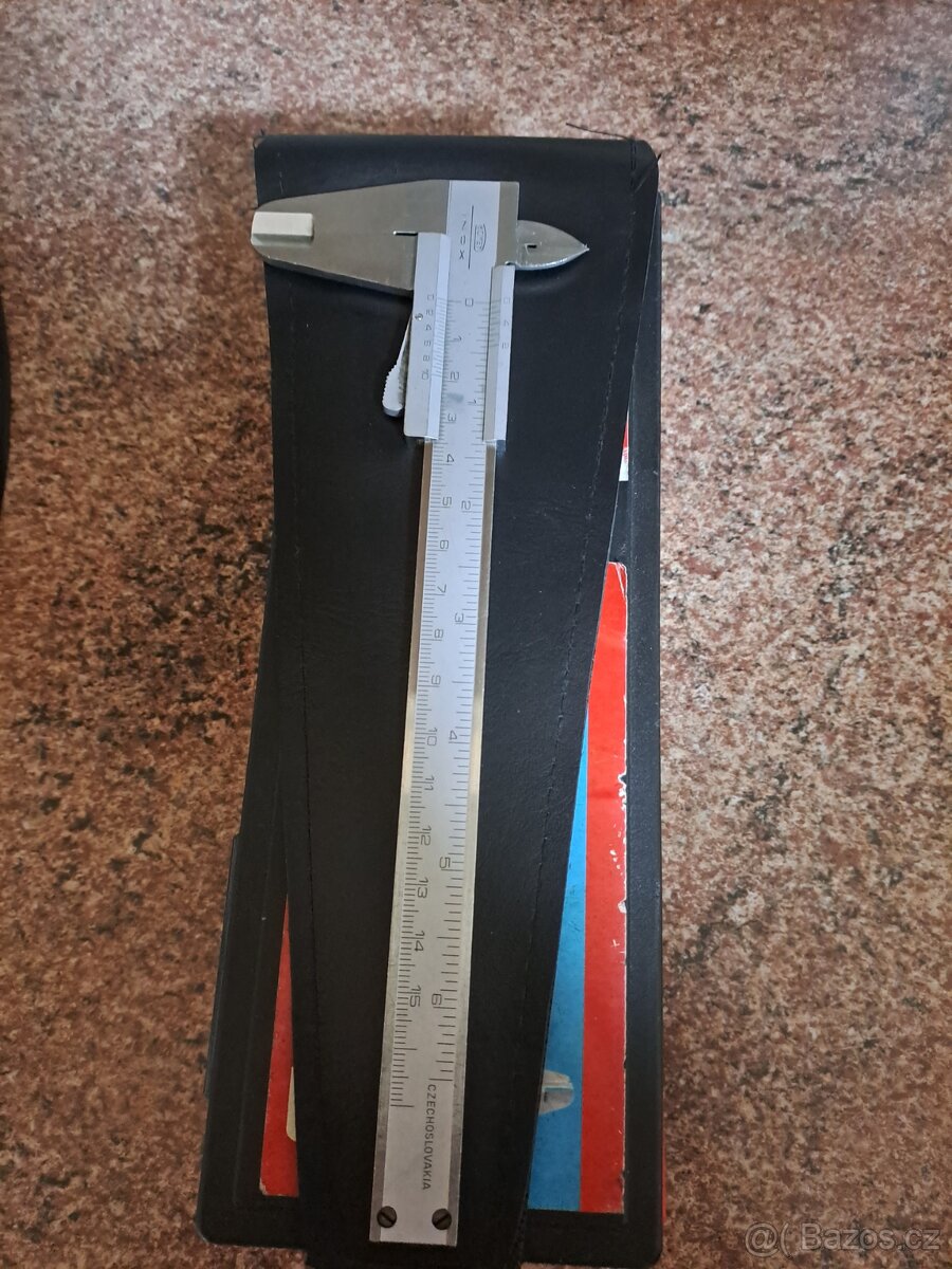 Posuvné měřítko 150 mm