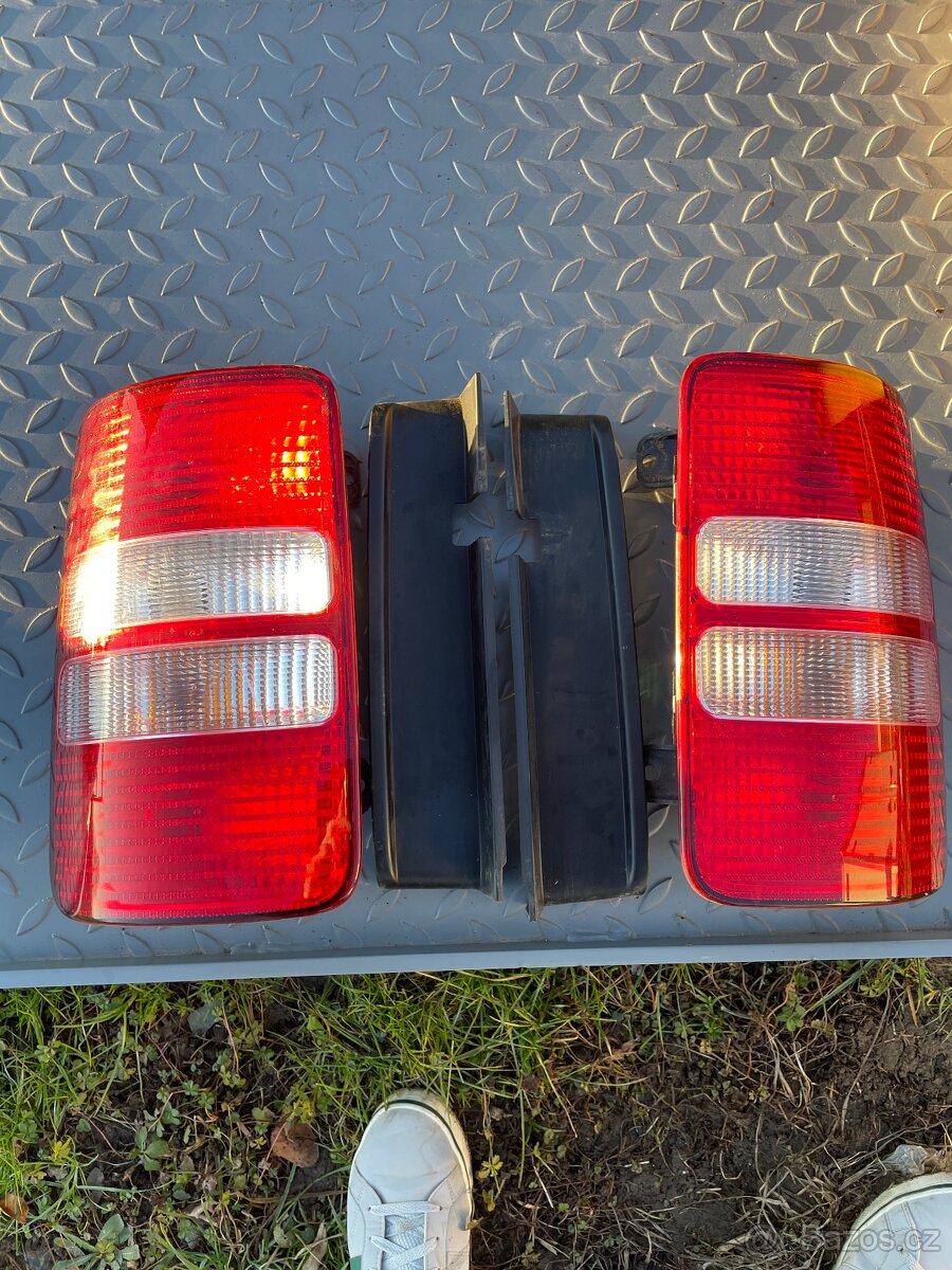 Zadní světla vw caddy