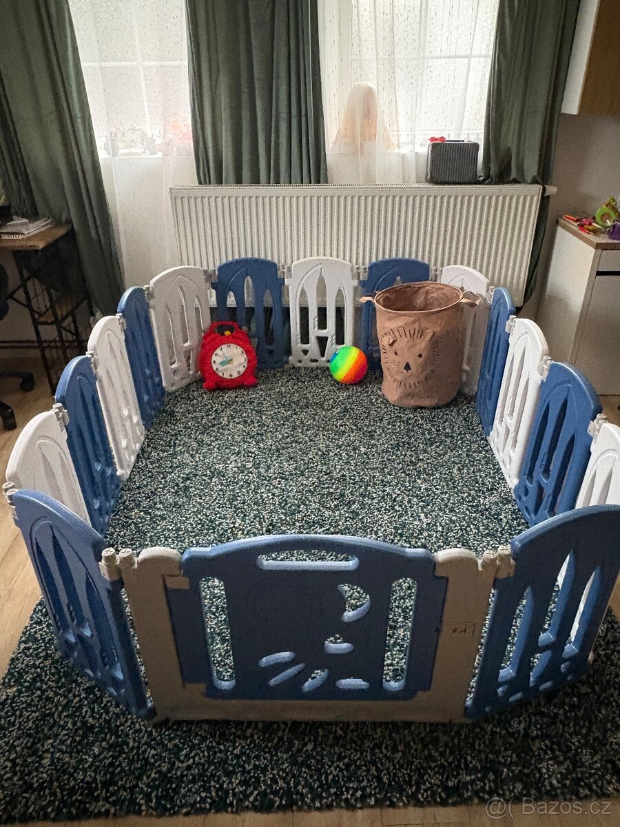 Dětská skládací ohrádka