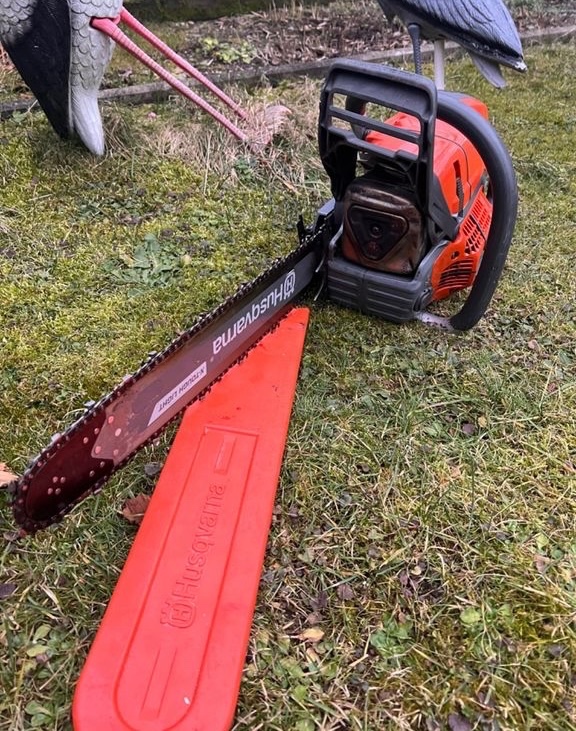 Husqvarna 592XP skoro nová pila