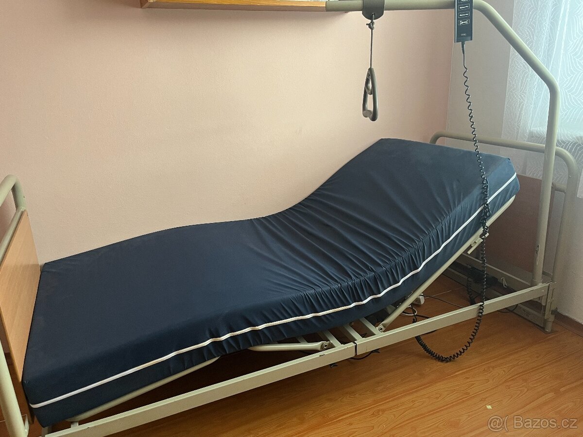 Elektrická polohovací postel
