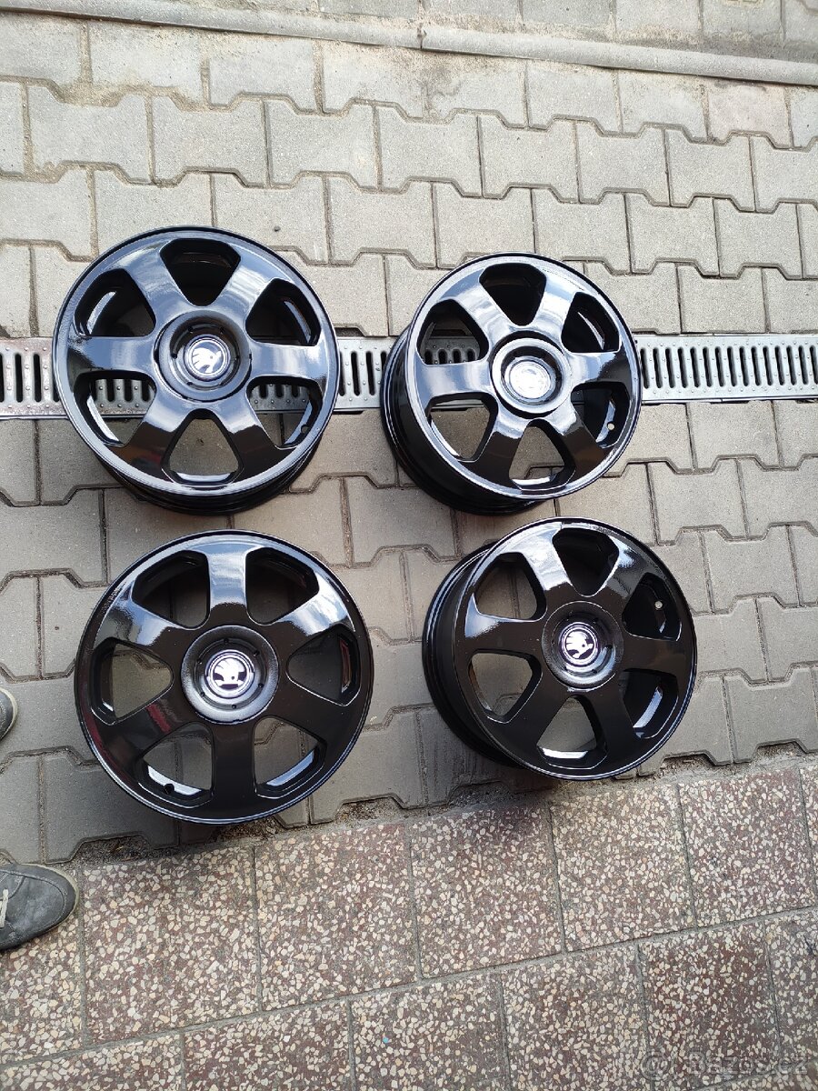 ALU disky originál Škoda 5x100 r15
