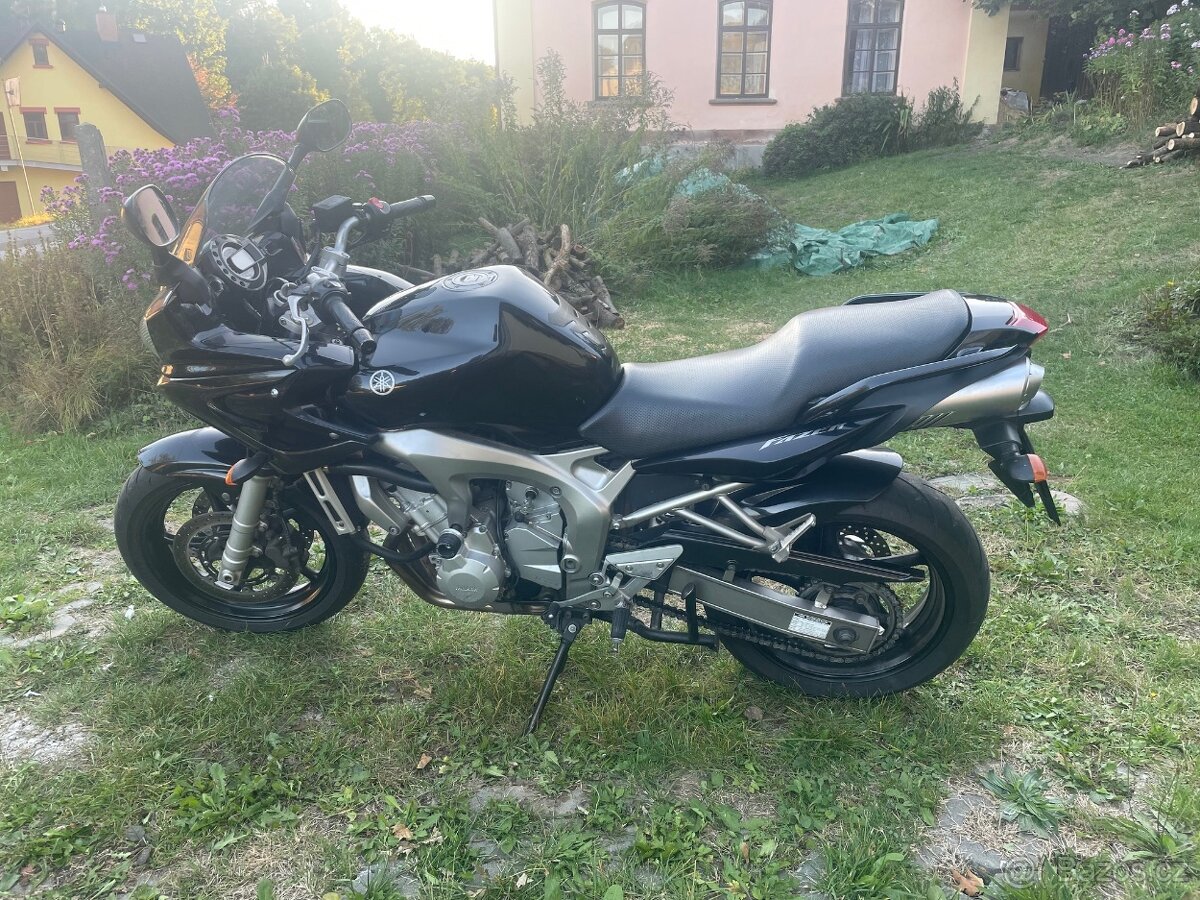 Yamaha FZ6 Fazer, 2005