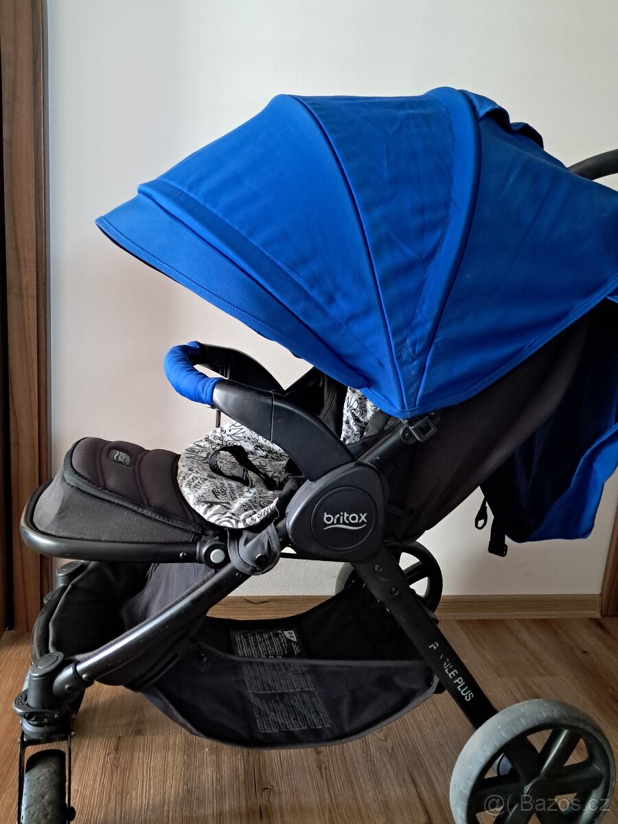 Britax romer agile+ s autosedackou