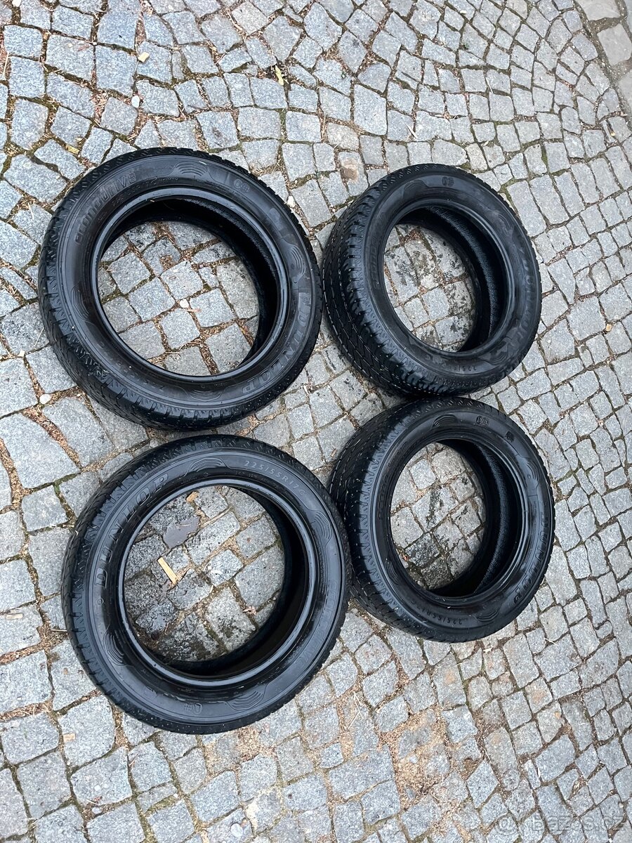 225/55 r17C 109/107H