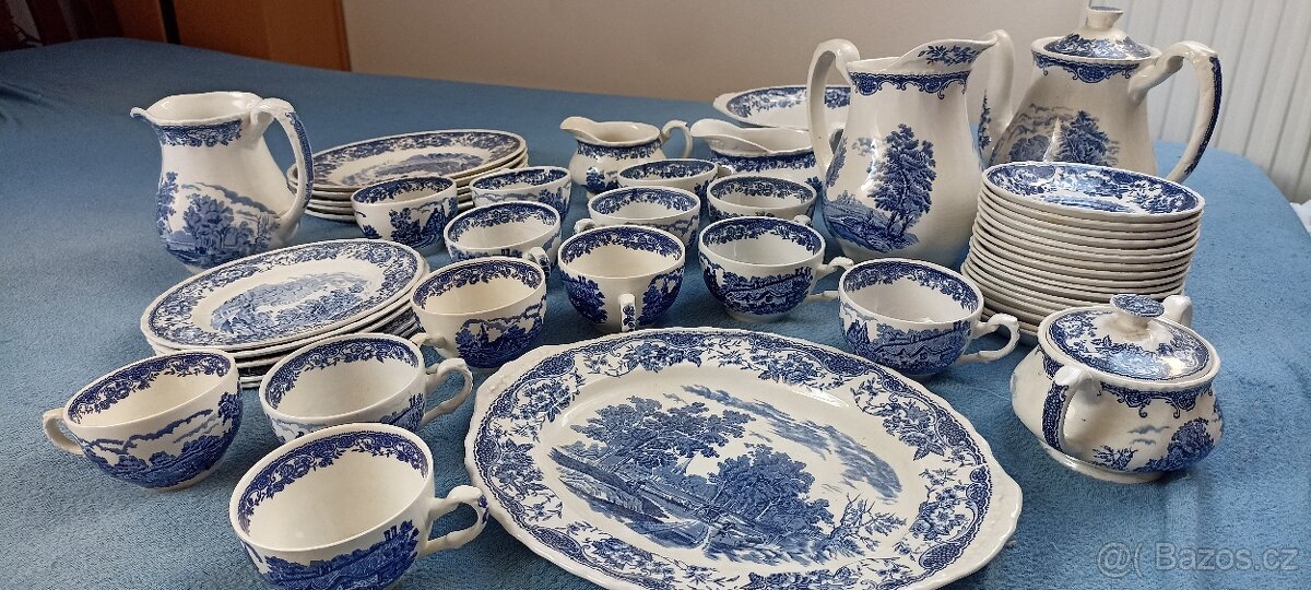 Velký porcelánový set Royal Tudor ware
