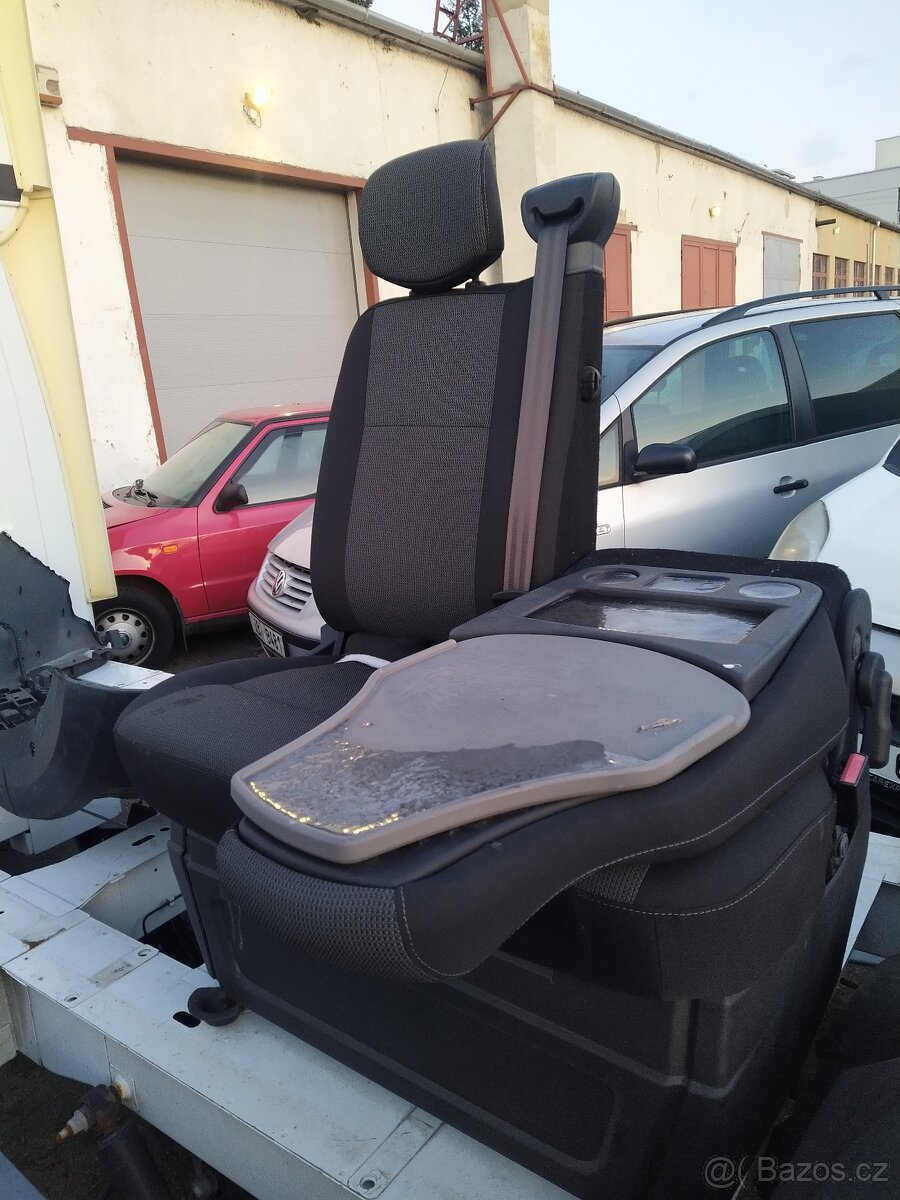 Sedačky Renault Master