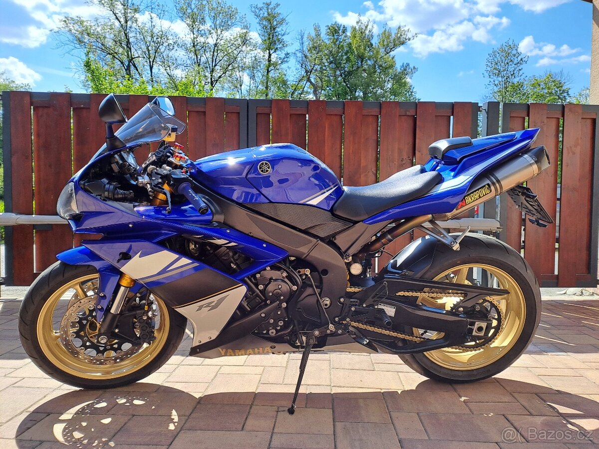 Yamaha YZF-R1 RN19 TOP STAV