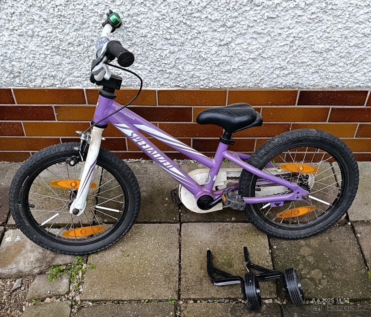 Dětské kolo 16