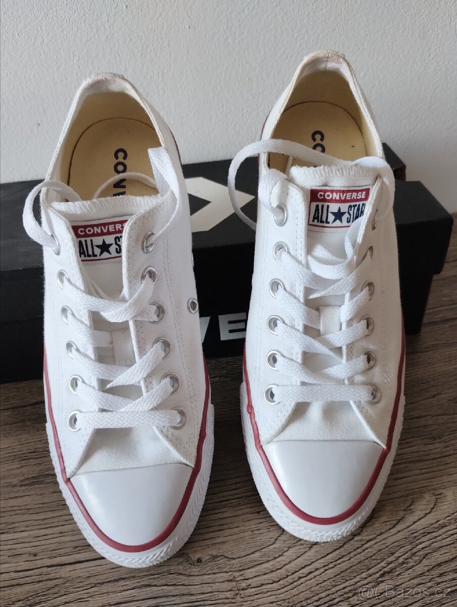 Converse vel. 39