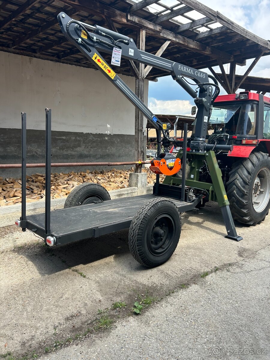 Vlečka s hydraulickou rukou FARMA