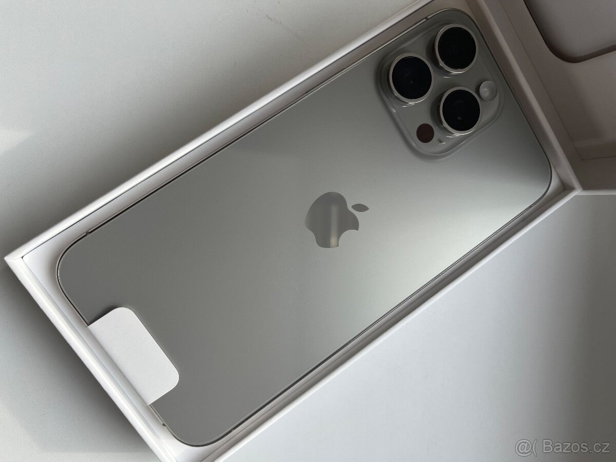 iPhone 15 Pro Max