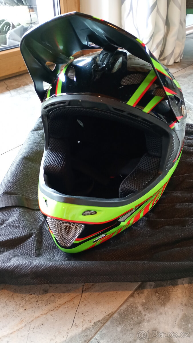 Integrální helma SPECIALIZED vel. S