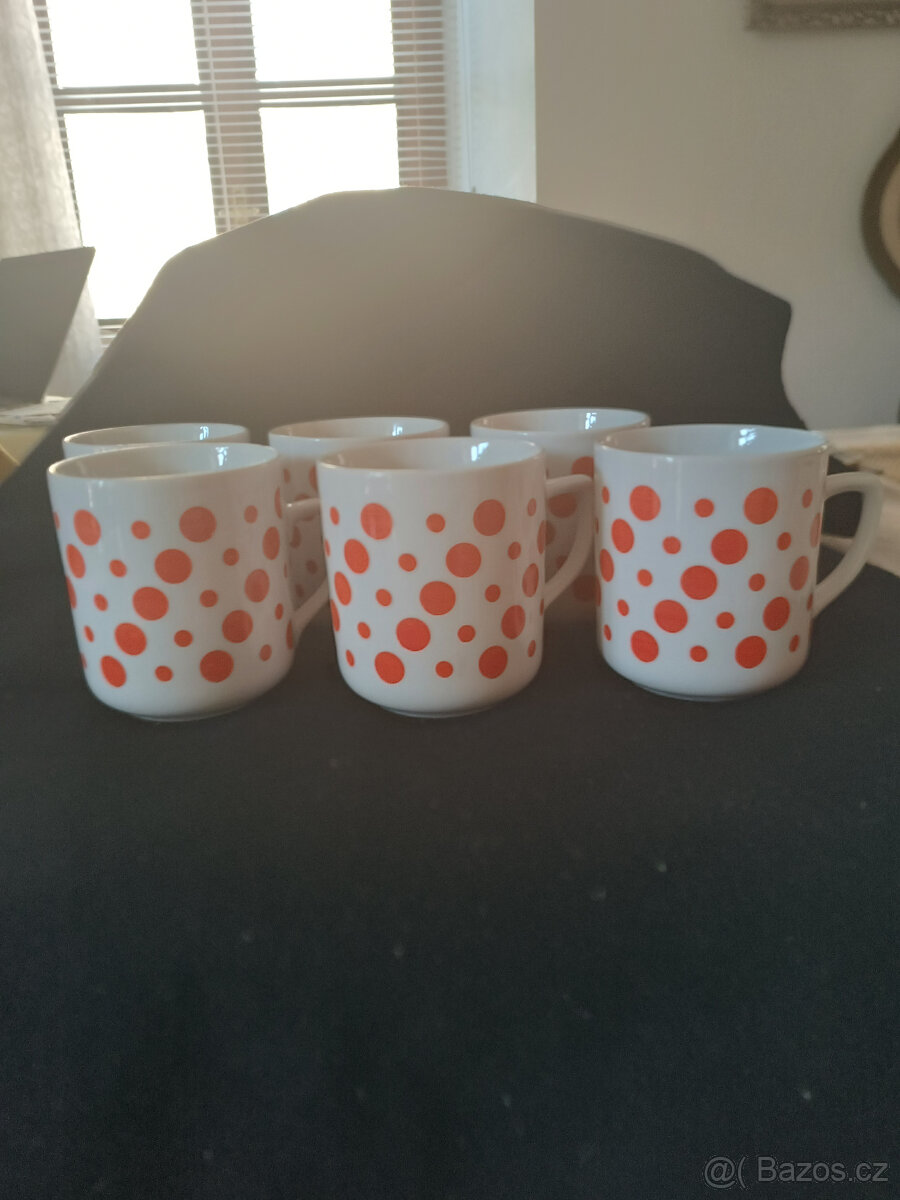 hrnky retro 6 ks