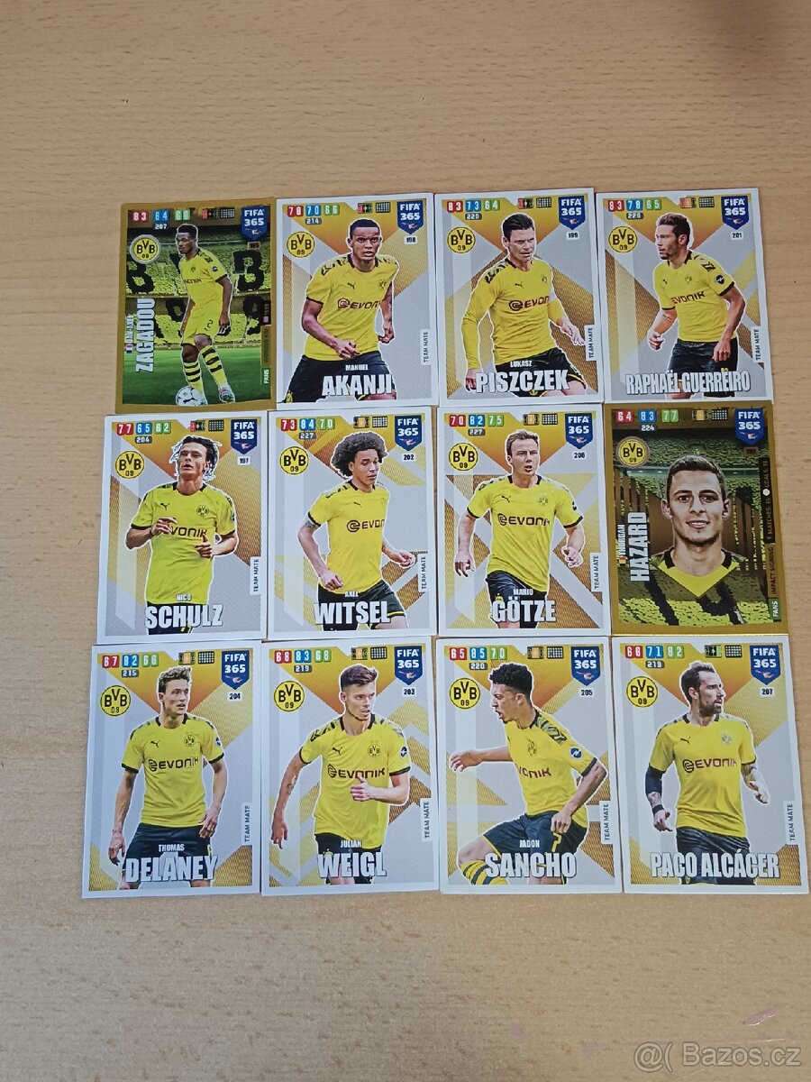 Prodám 12 fotbalových karet borussia Dortmund z roku 2019 20