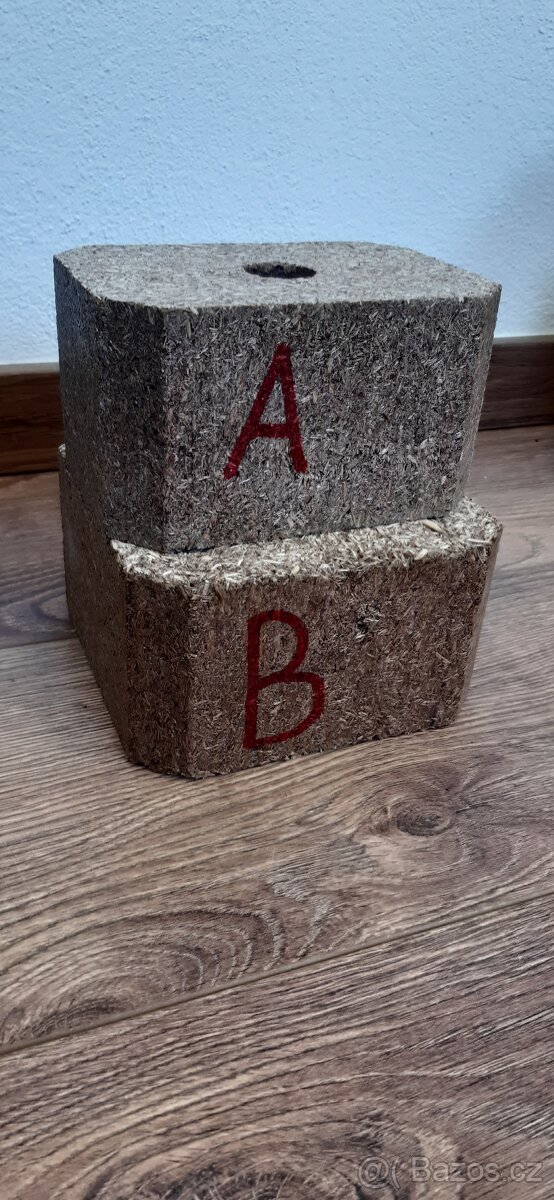 Prodám lisované paletové špalíky na výrobu Europalet