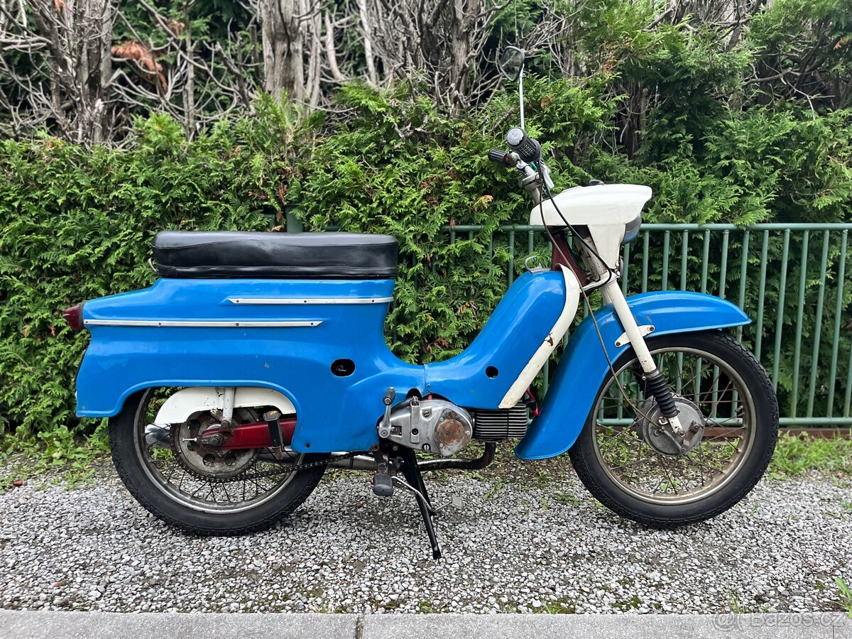 Jawa 20 pionýr - zajímavý kousek, staré tp