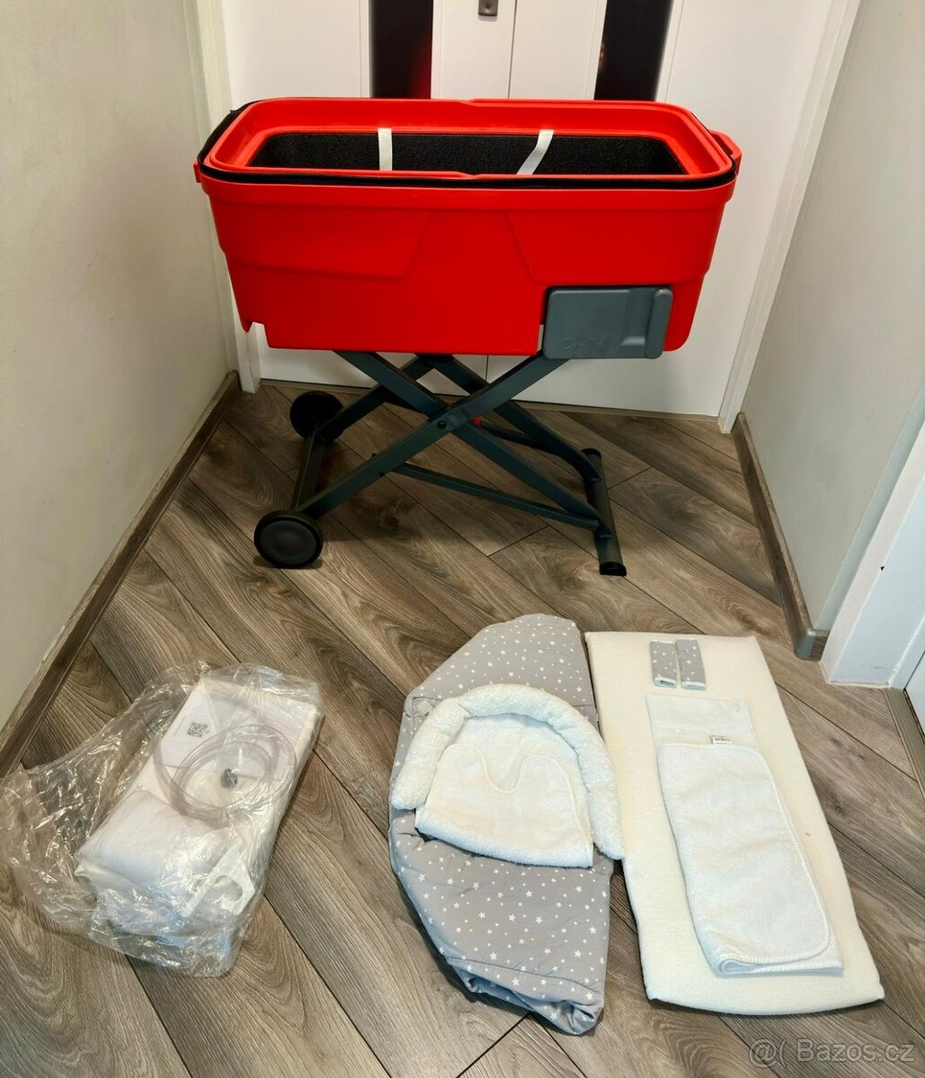 Kufr Multi 6v1 – postýlka, vanička, přebalovák, lehátko/koš