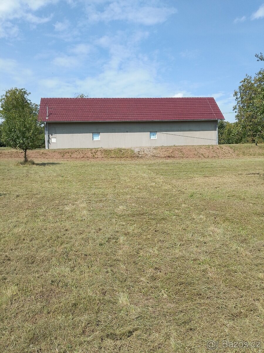 PRODEJ VÝROBNÍHO OBJEKTU HALY SE ZAHRADOU