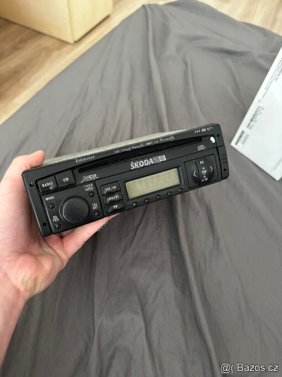 ŠKODA - MUSIC SYSTEM 411✅ autorádio Fabia Octavia Sup
