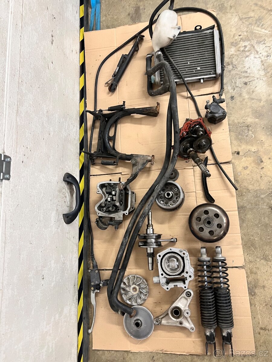 Aprilia leonardo 125