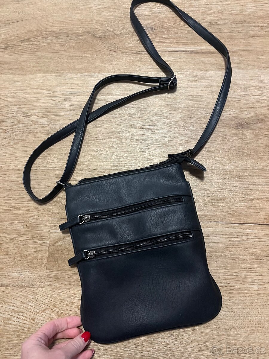 Malá kabelka crossbody