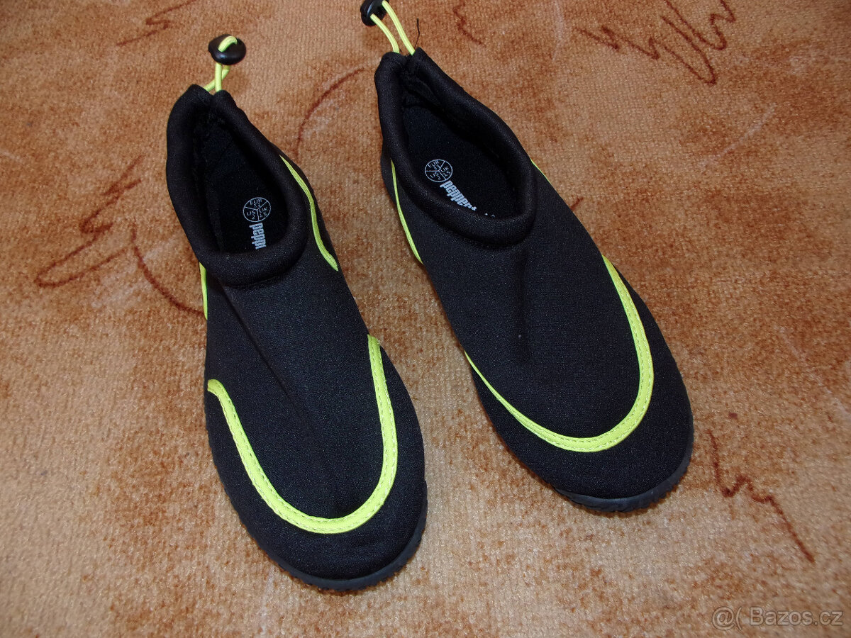 Boty do vody vel. 33