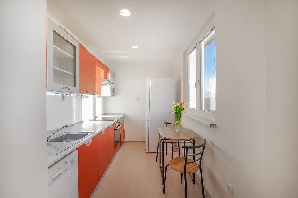 Pronájem bytu 3+1 59 m² Palackého, Hluboká nad Vltavou