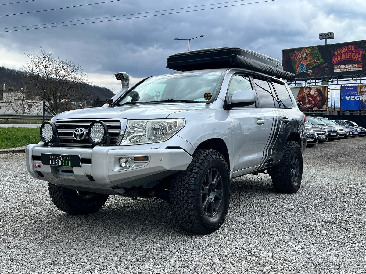 Toyota LandCruiser 200 4.5D
