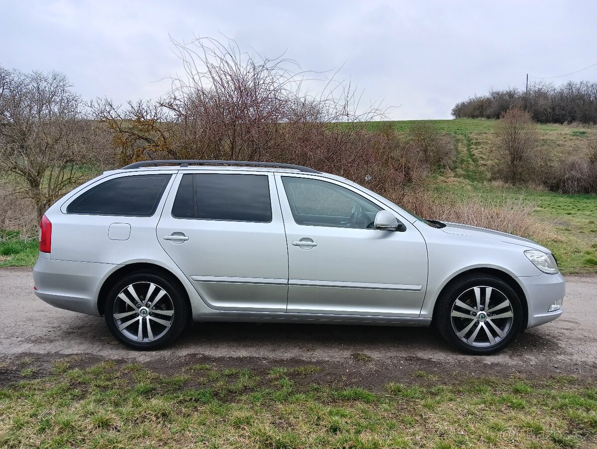 Škoda Octavia Combi II 1.2 TSI 77kw Pěkná výbava