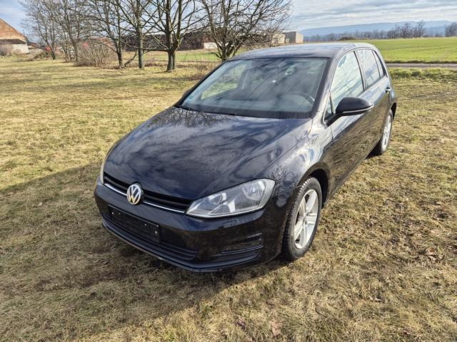Prodám Volkswagen Golf VII 1.4TSI 90KW - AUT.KLIMATIZACE