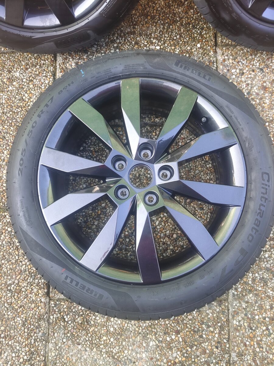 ALU disky Crystal 17 " originál Škoda