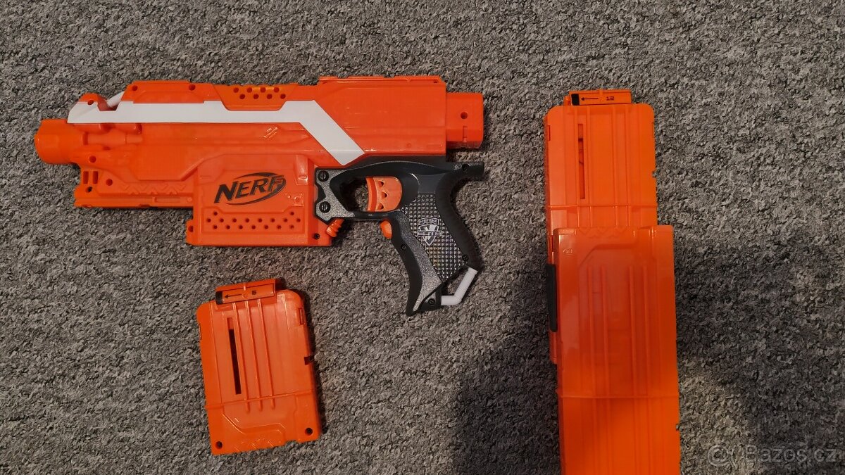 Zbraně nerf a náboje