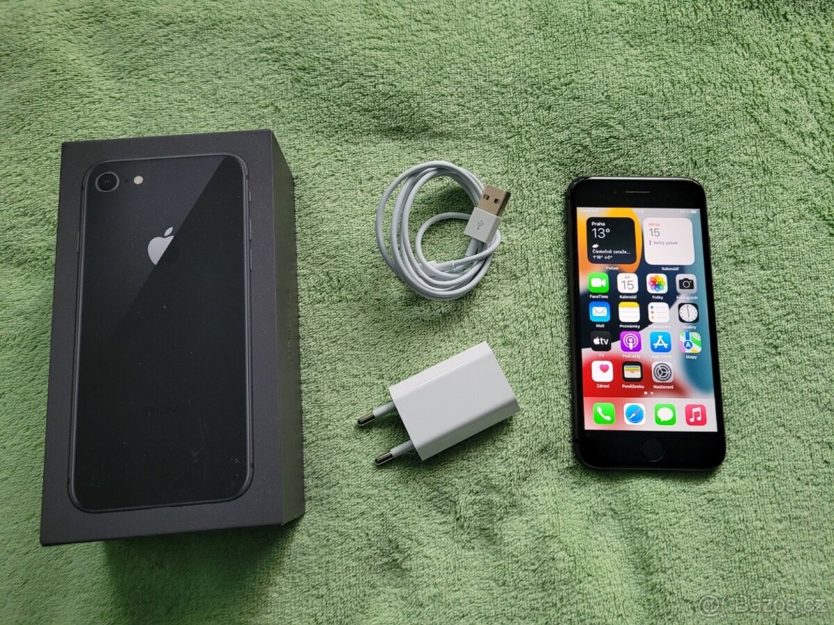 iPhone 8 64gb stav baterie 95%
