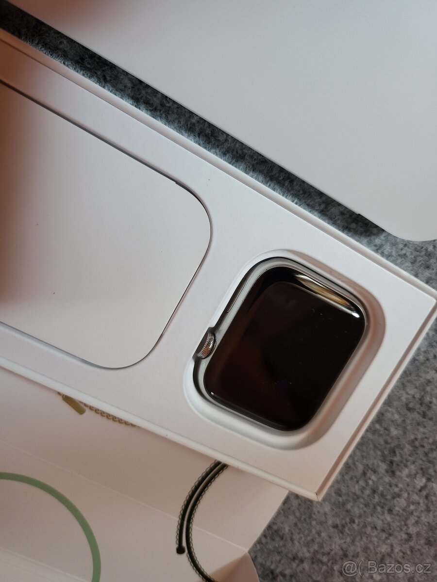 Apple watch 7 nerezová ocel , kompletní balení zaruka