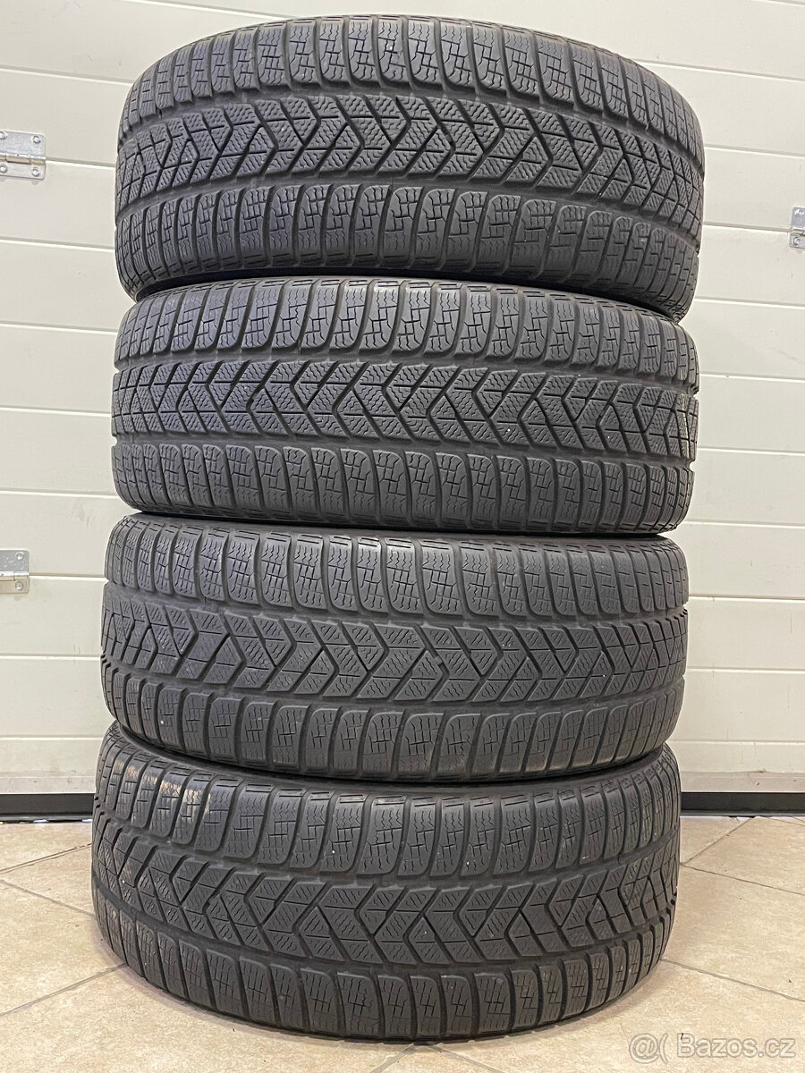 Pirelli Sottozero 3 245/40 R20 99W 4Ks zimní pneumatiky
