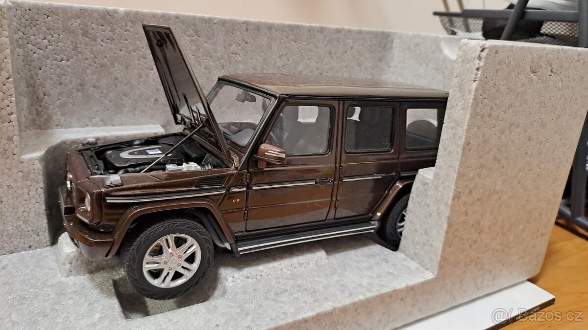 Mercedes Benz třídy G Autoart měřítko 1/18