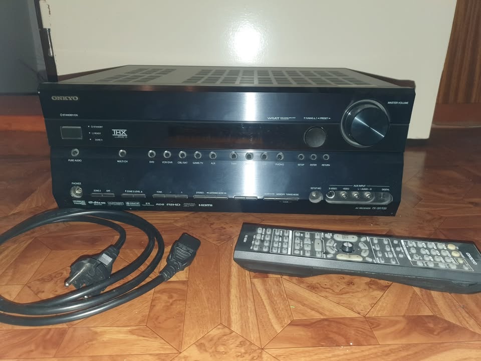 AV receiver ONKYO TX-SR705